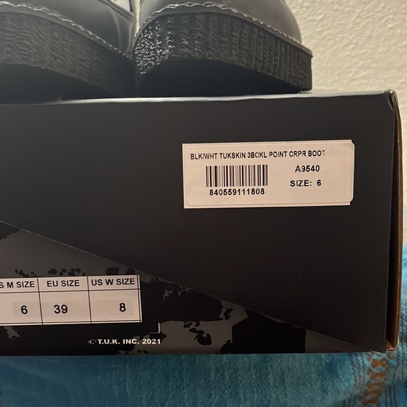 T.U.K Pointed Toe Boots Size 7 Women’s - Picture 8 of 9